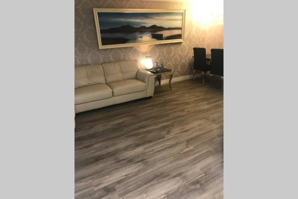 Largs Sea Front, Modern Apartment מראה חיצוני תמונה